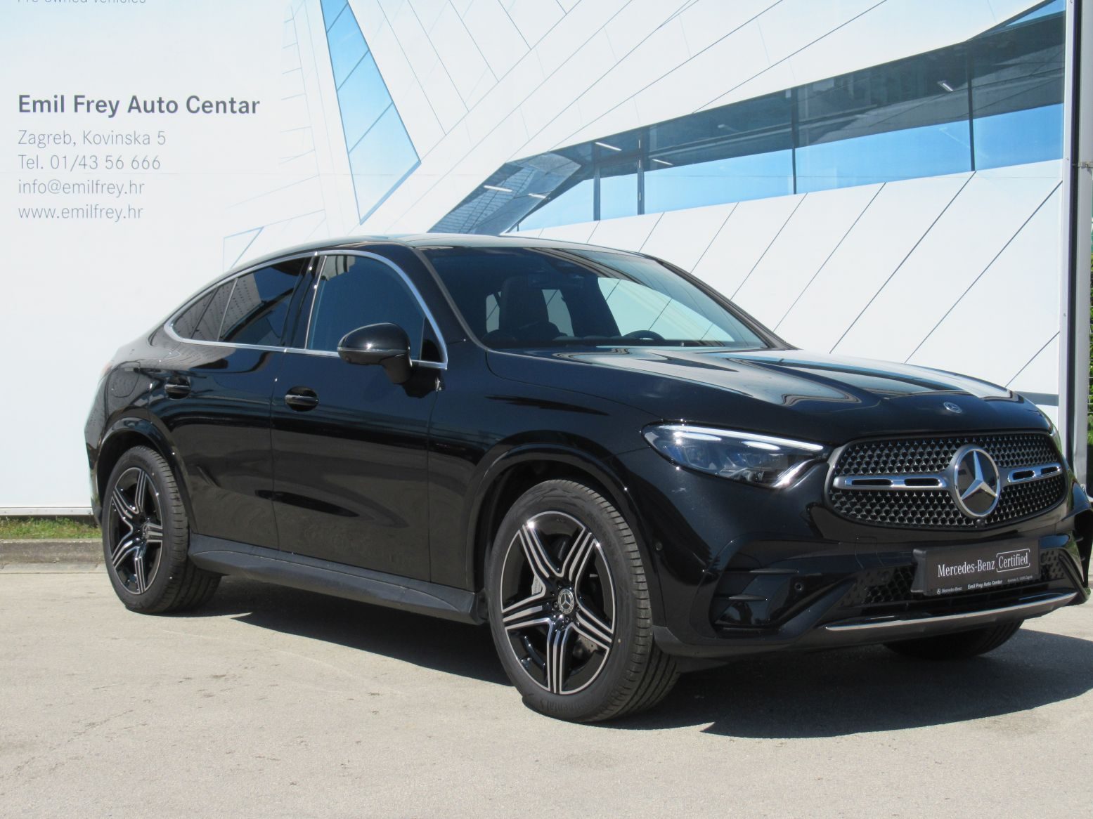 2025 Mercedes-Benz GLC AMG Line — fotografija 4