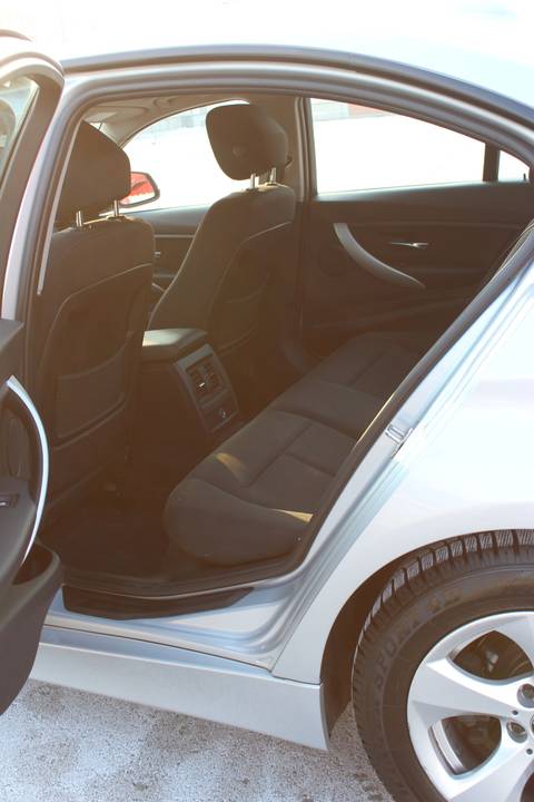 2012 BMW Serija 3 — sličica 23