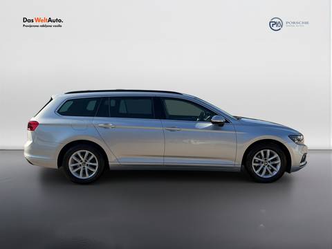 2021 Volkswagen Passat Variant — sličica 7