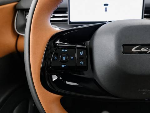 2026 Lepas L8 — sličica 26