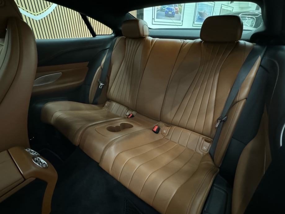 2017 Mercedes-Benz E-klasa — fotografija 13