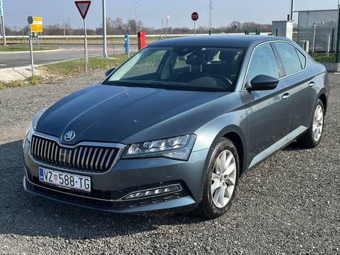 2021 Škoda Superb — sličica 3