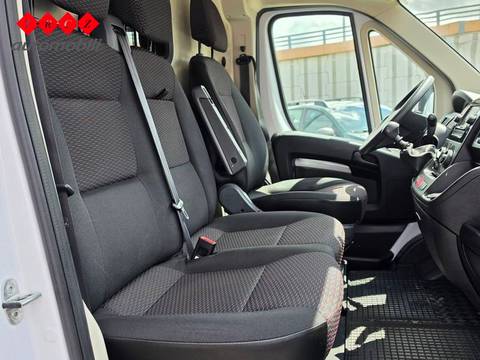 2022 Opel Movano — sličica 6