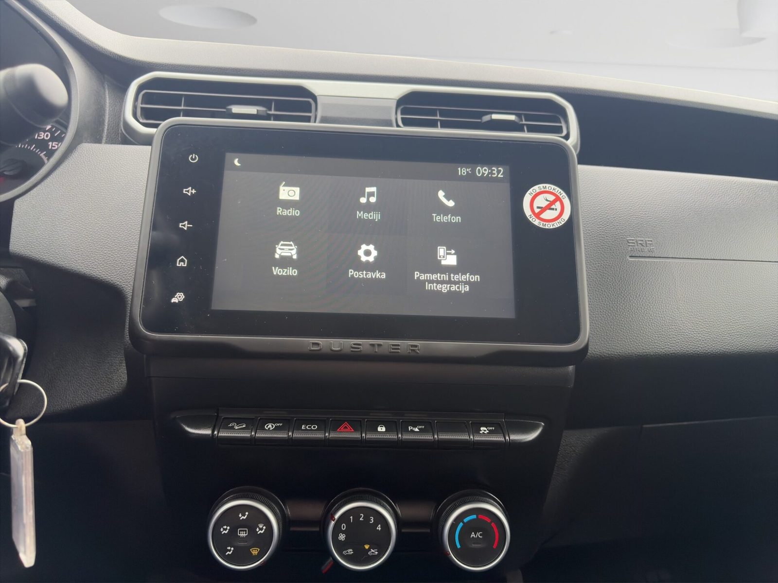 2023 Dacia Duster — fotografija 16