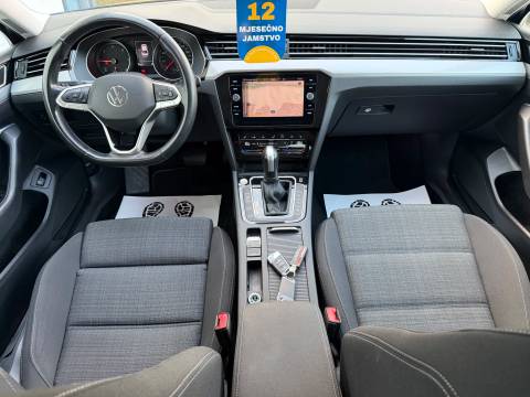 2021 Volkswagen Passat — sličica 13