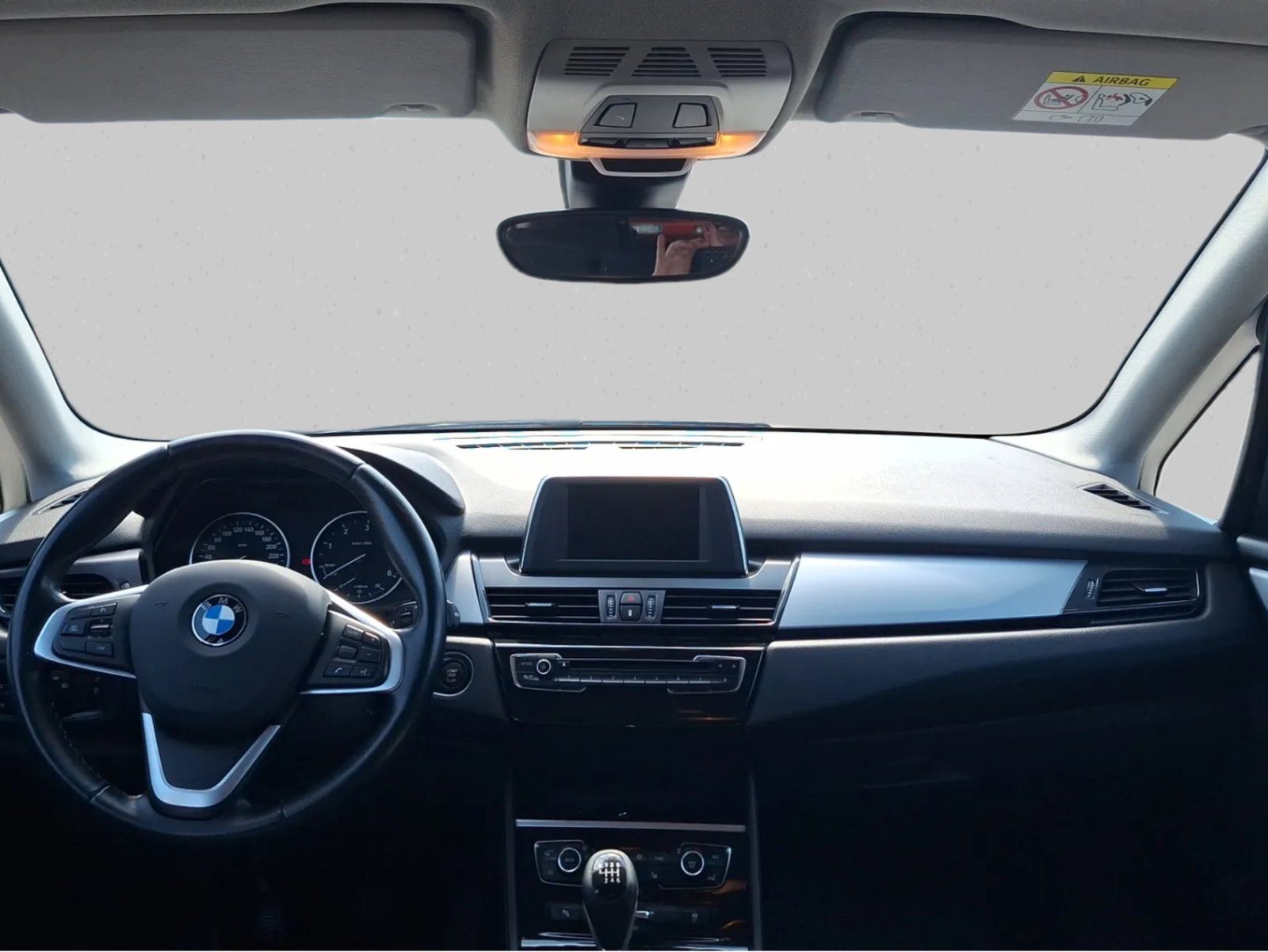 2017 BMW Serija 2 — fotografija 9