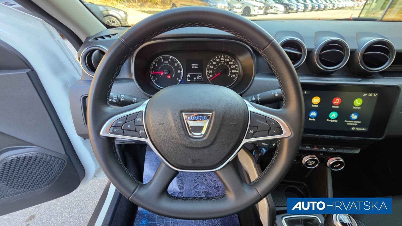 2022 Dacia Duster — fotografija 13