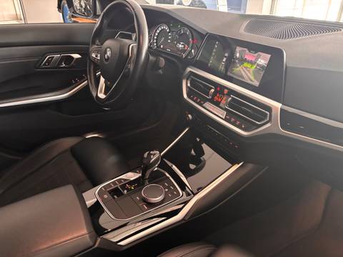 2020 BMW Serija 3 Sport Line — sličica 12