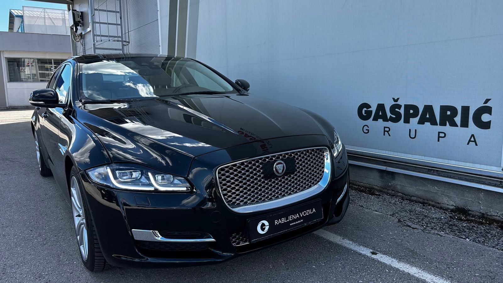 2019 Jaguar XJ — fotografija 8