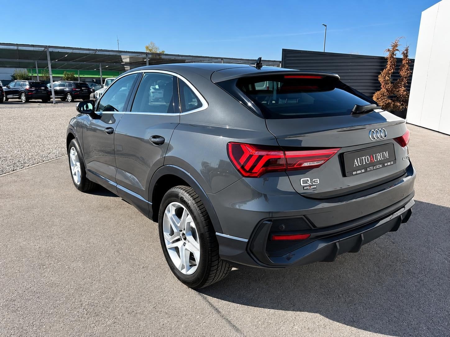 2021 Audi Q3 — fotografija 3