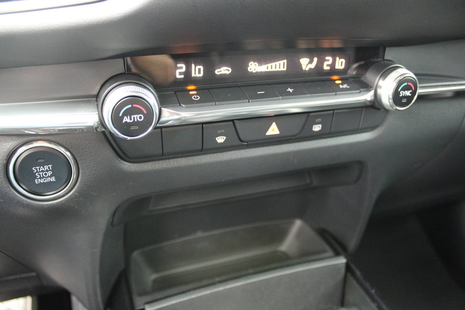 2022 Mazda CX-30 — fotografija 21