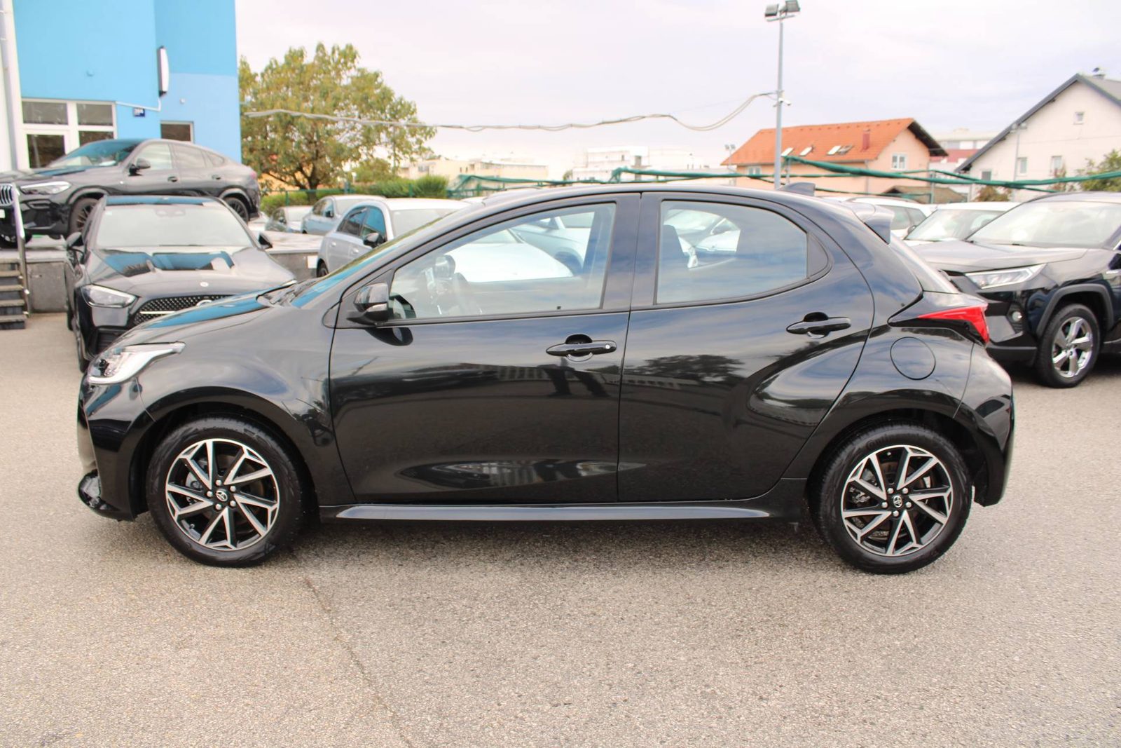 2024 Toyota Yaris — fotografija 8