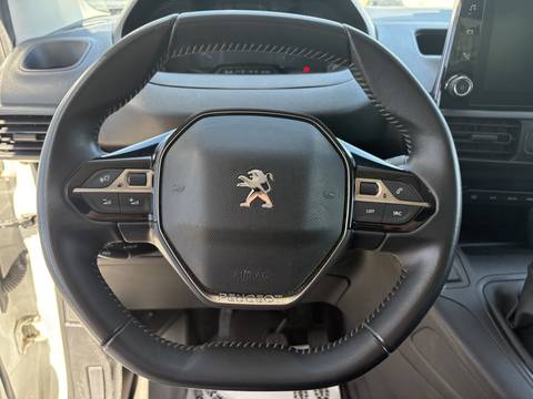 2021 Peugeot Partner — sličica 7