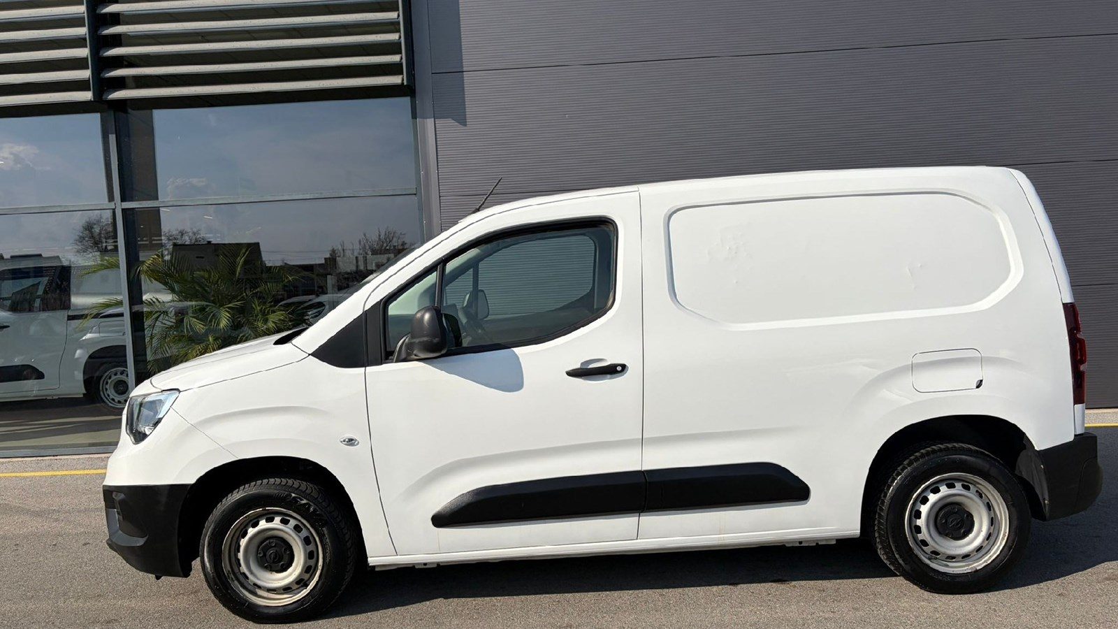 2022 Opel Combo van — fotografija 4