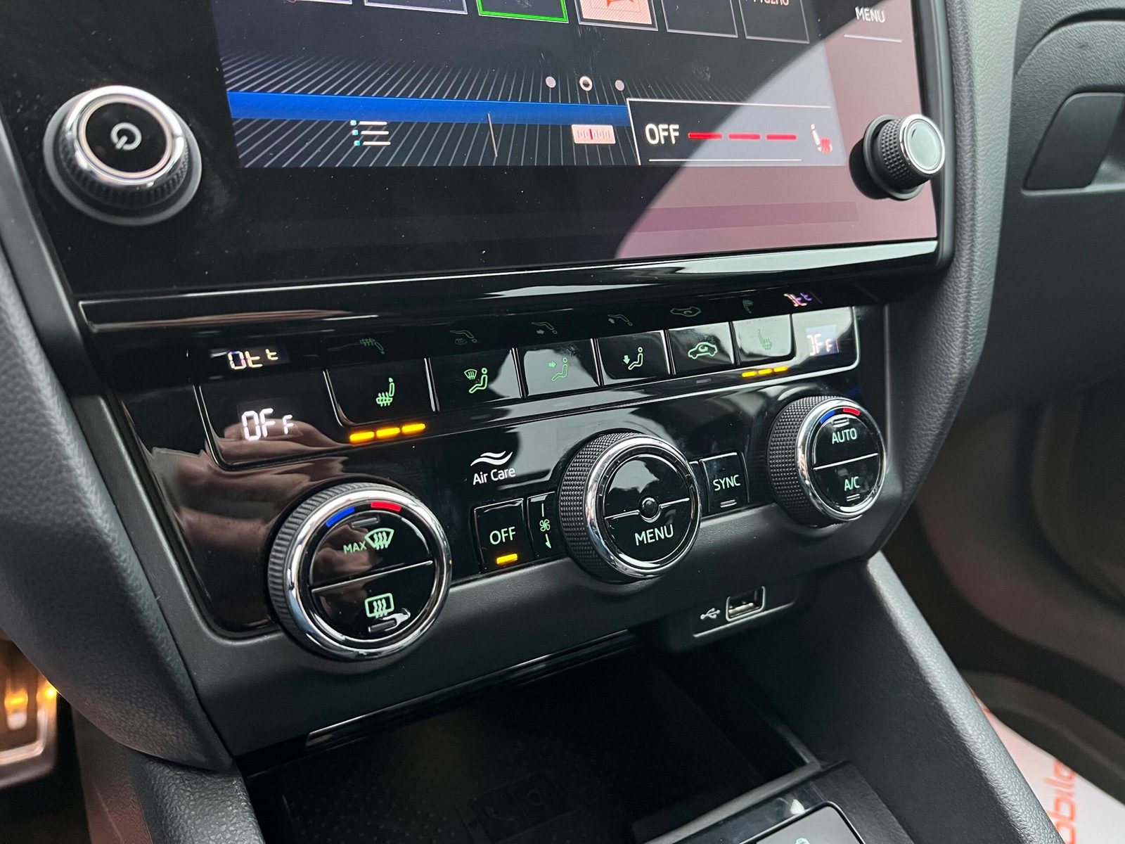2019 Škoda Octavia Combi — fotografija 13