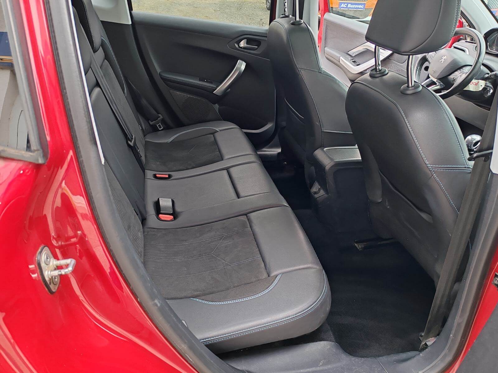 2018 Peugeot 2008 — fotografija 15