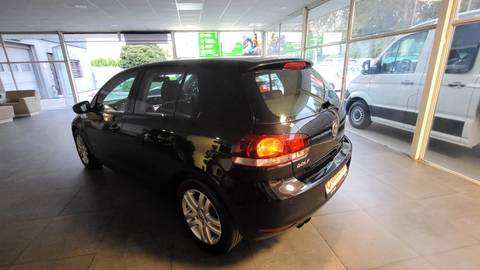 2010 Volkswagen Golf — sličica 10