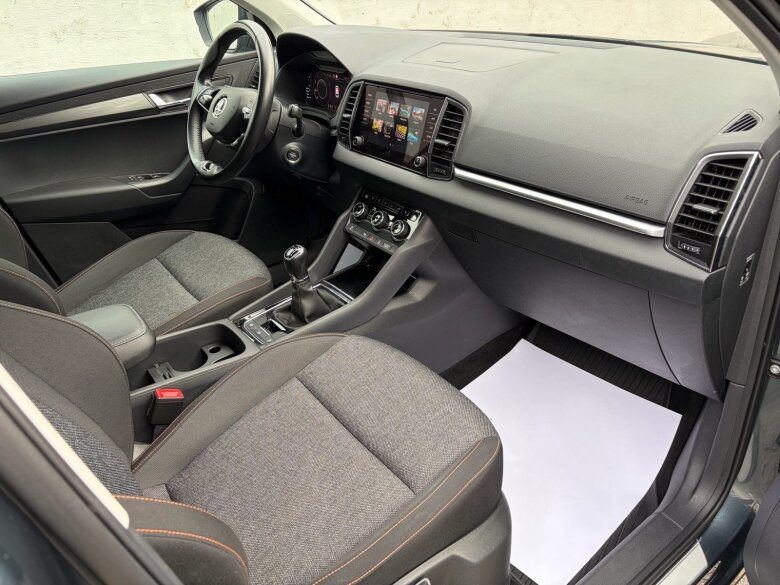 2021 Škoda Karoq — fotografija 13