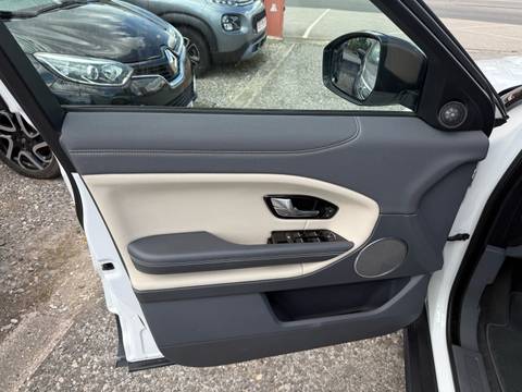 2016 Land Rover Evoque — sličica 26