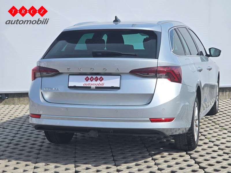 2020 Škoda Octavia — fotografija 3