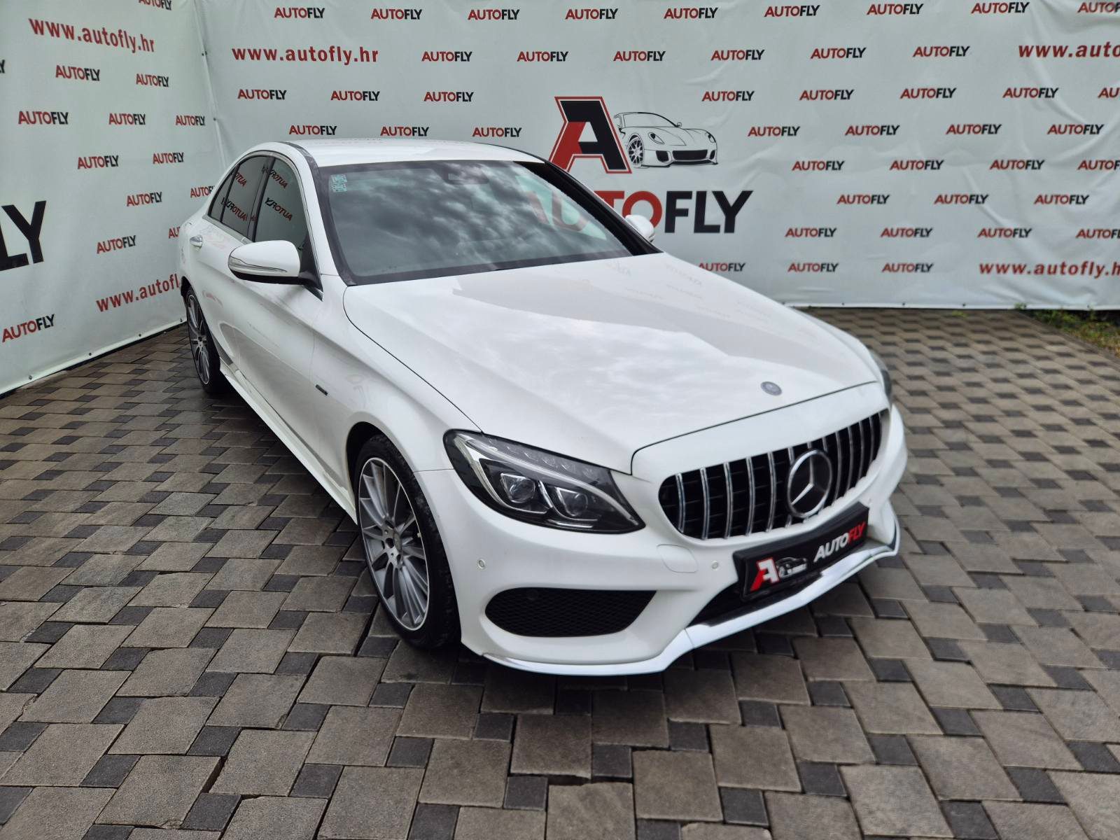 2015 Mercedes-Benz C-klasa — fotografija 3