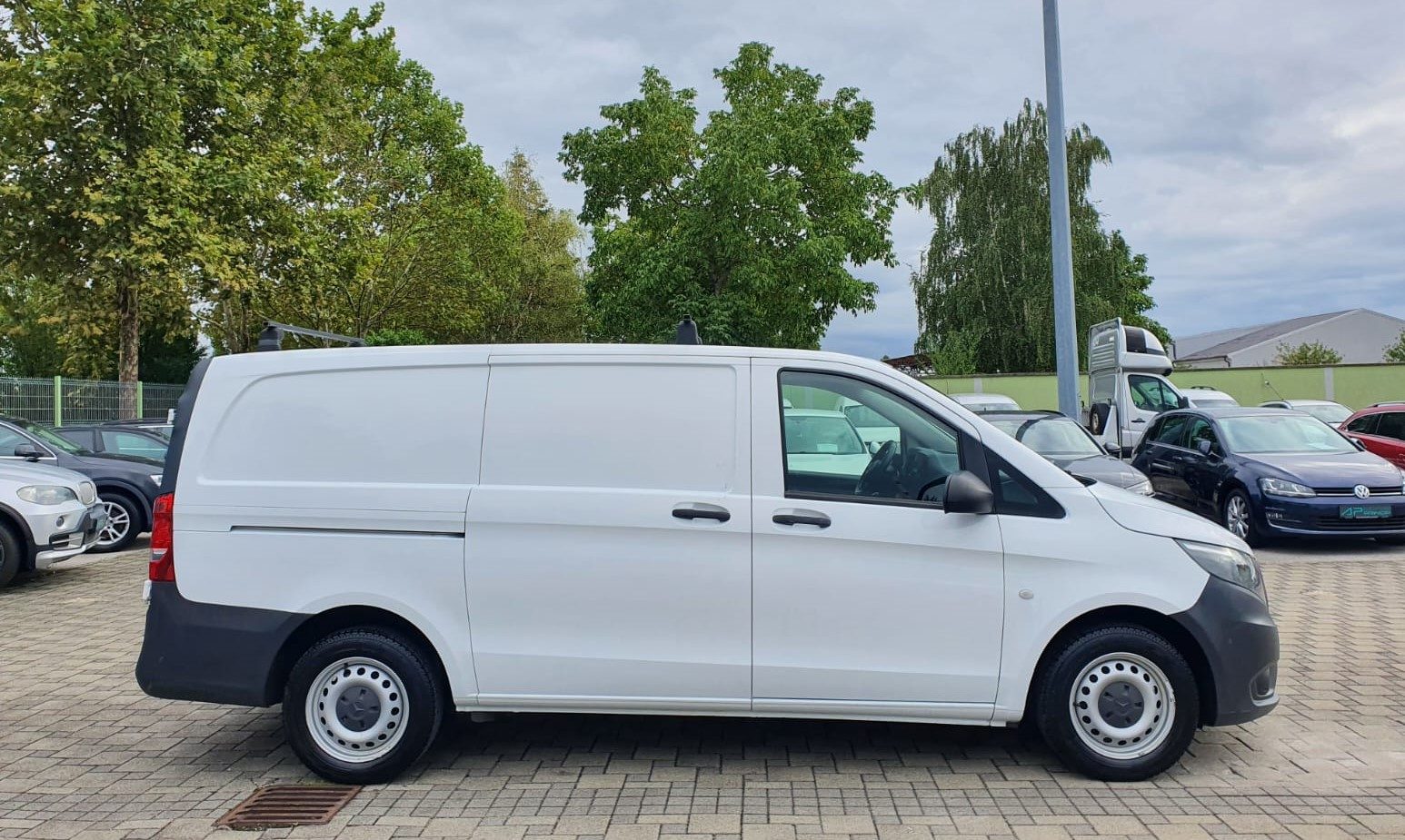 2015 Mercedes-Benz Vito — fotografija 8