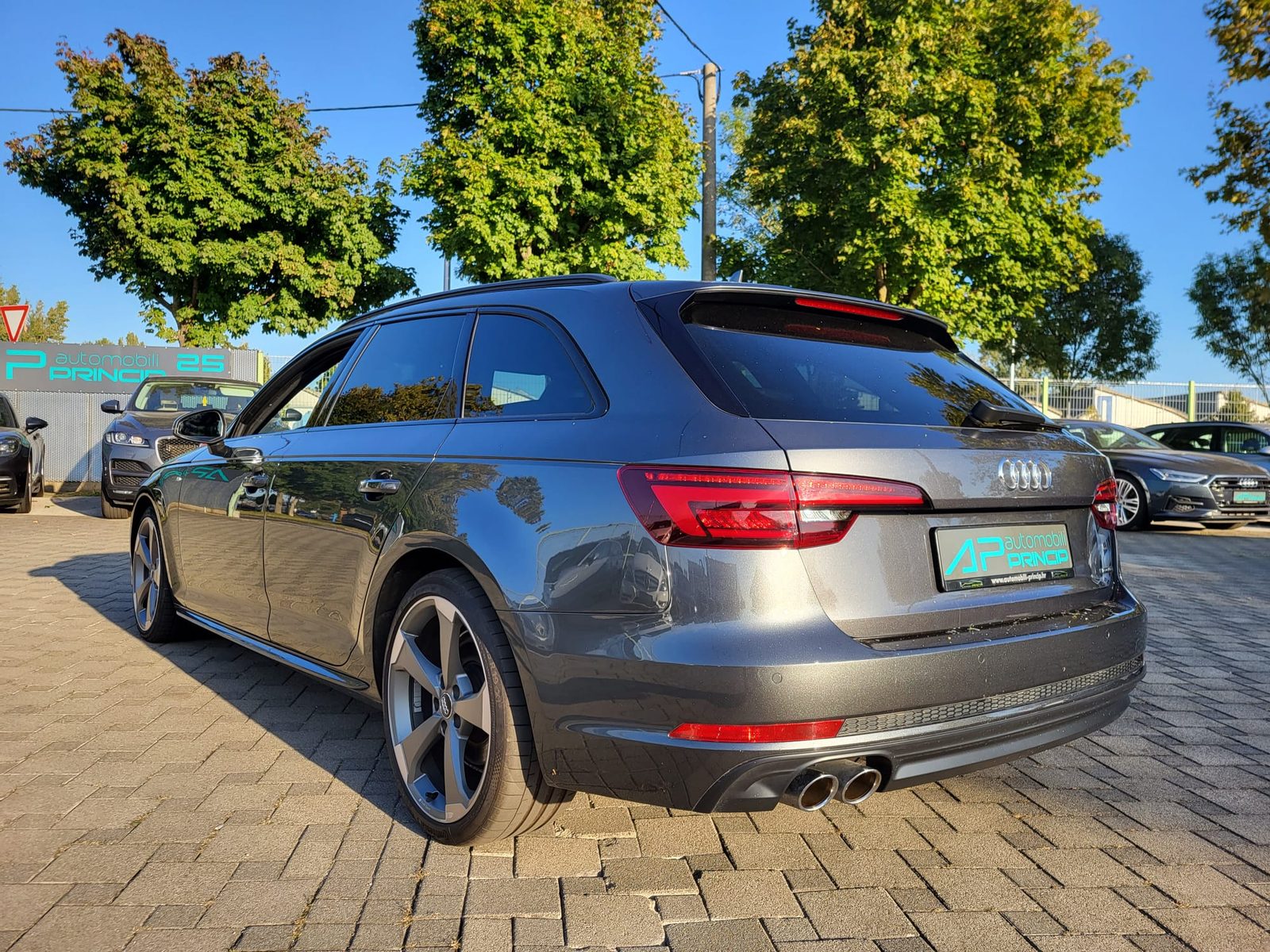 2017 Audi A4 Avant — fotografija 4