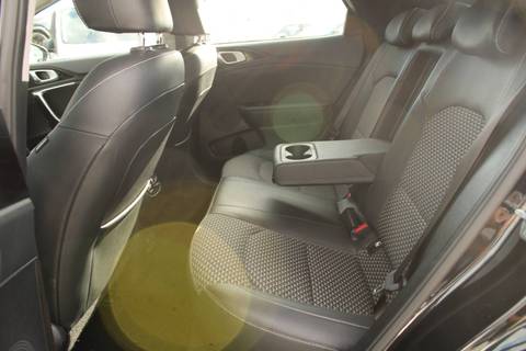 2023 Kia Xcee'd — sličica 12