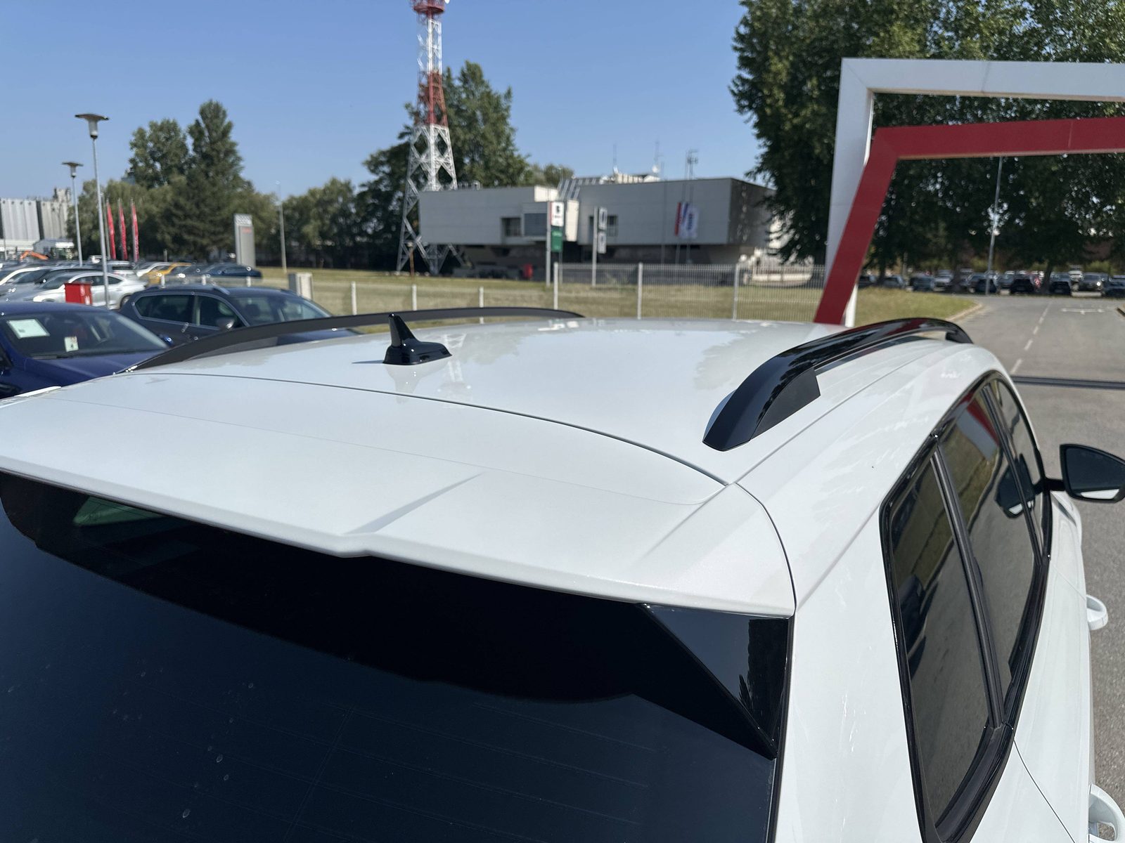 2026 Škoda Karoq — fotografija 19