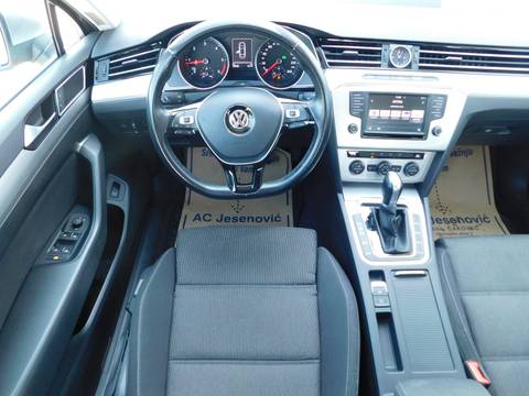 2017 Volkswagen Passat — sličica 9