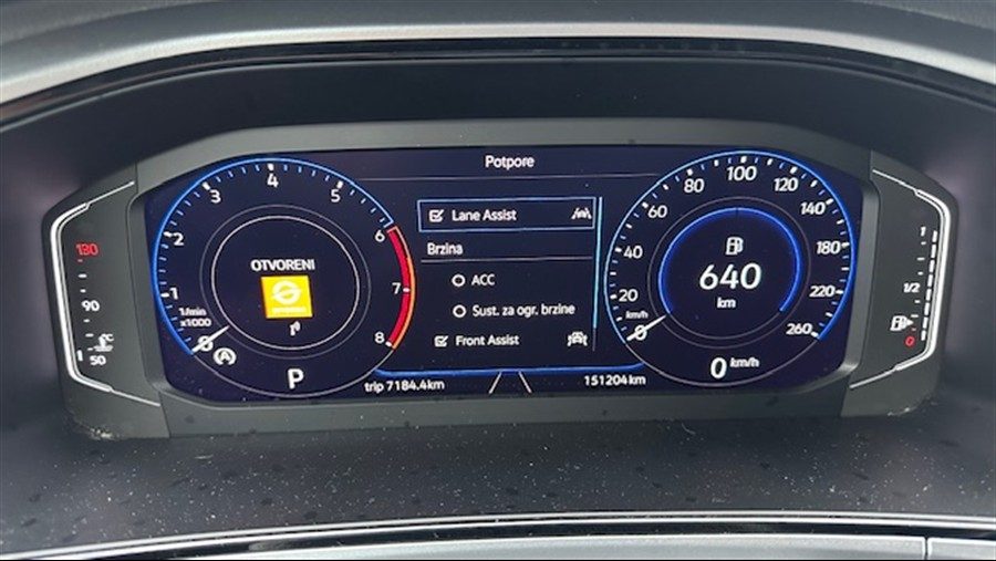 2022 Volkswagen T-Roc — fotografija 14