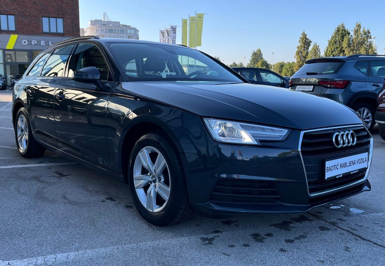 2019 Audi A4 Avant — fotografija 4