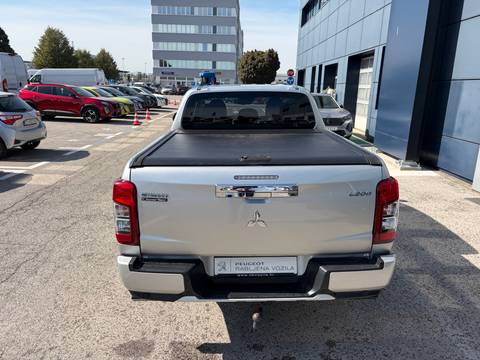 2021 Mitsubishi L-200 — sličica 4