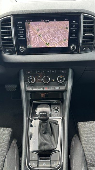 2023 Škoda Karoq — fotografija 16