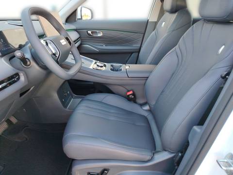 2026 Geely Starray EM-i — sličica 12