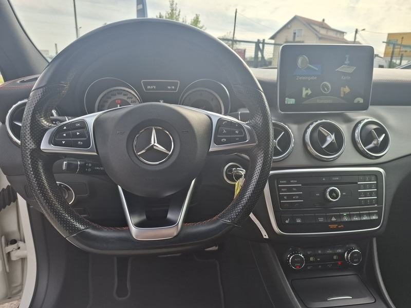 2015 Mercedes-Benz GLA — fotografija 14