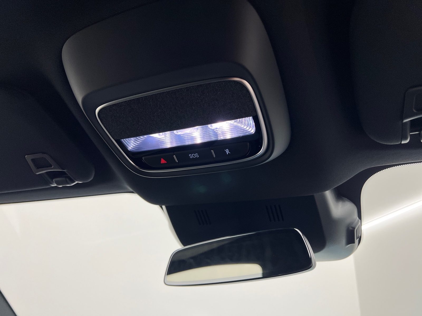 2025 XPENG G6 — fotografija 24