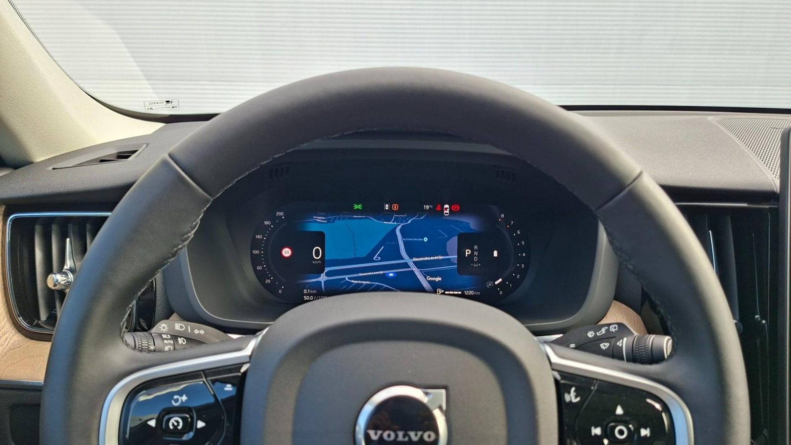 2025 Volvo XC60 — fotografija 18