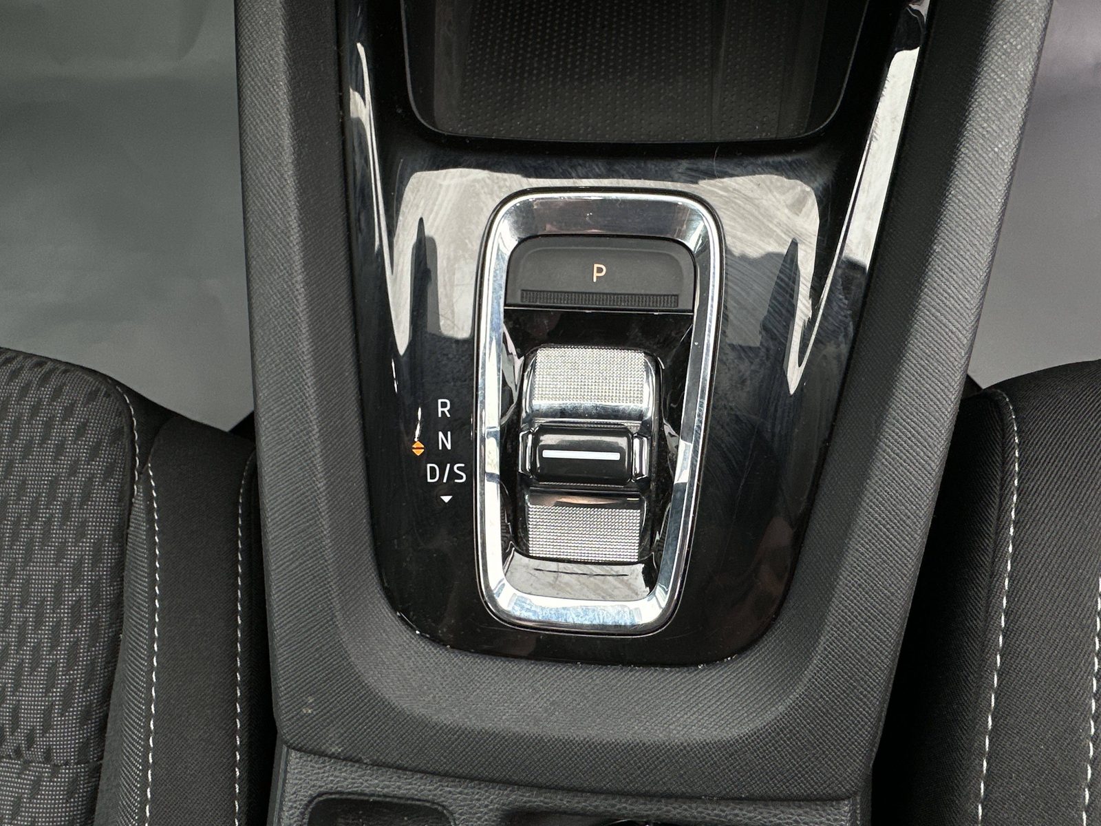 2022 Škoda Octavia Combi — fotografija 28