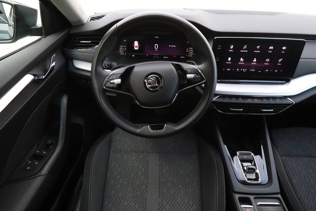 2024 Škoda Octavia — fotografija 10