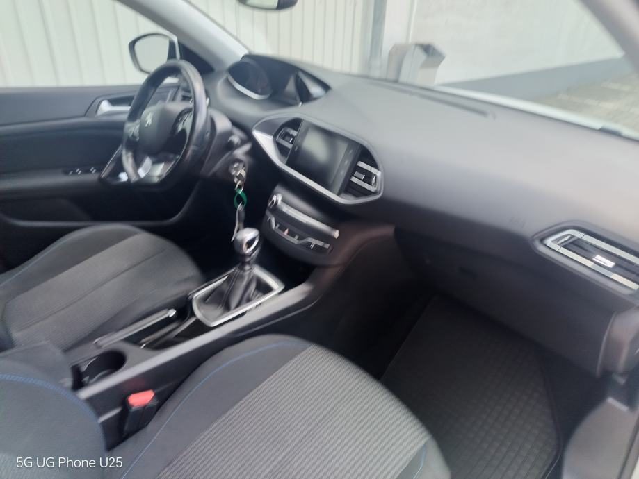 2019 Peugeot 308 — fotografija 6