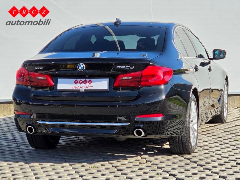 2019 BMW Serija 5 — fotografija 3