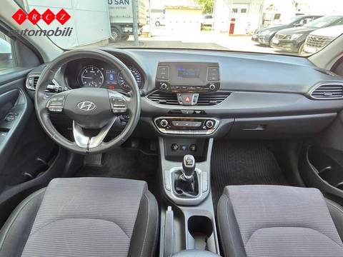 2022 Hyundai i30 — sličica 8