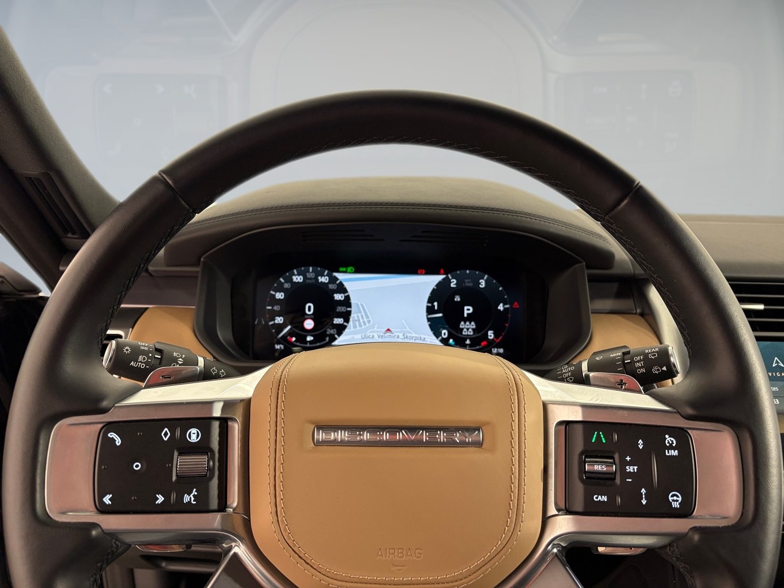 2024 Land Rover Discovery — fotografija 18