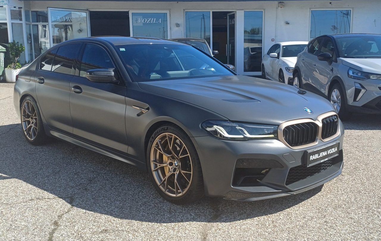 2021 BMW Serija 5 — fotografija 3