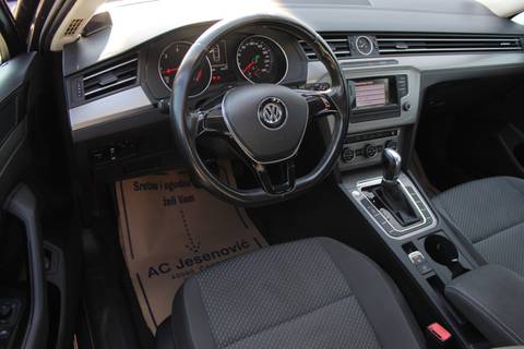 2016 Volkswagen Passat — sličica 8