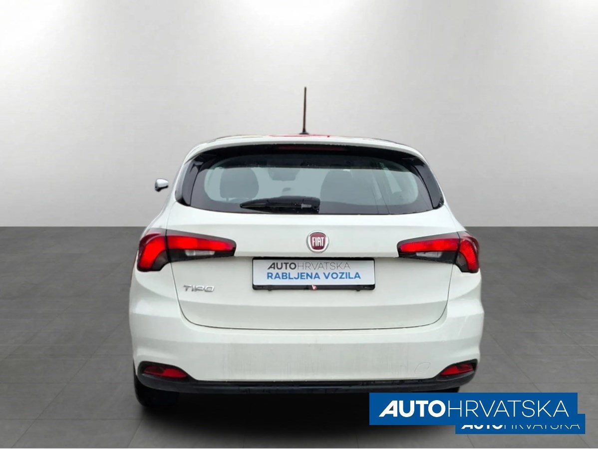 2023 Fiat Tipo — fotografija 5