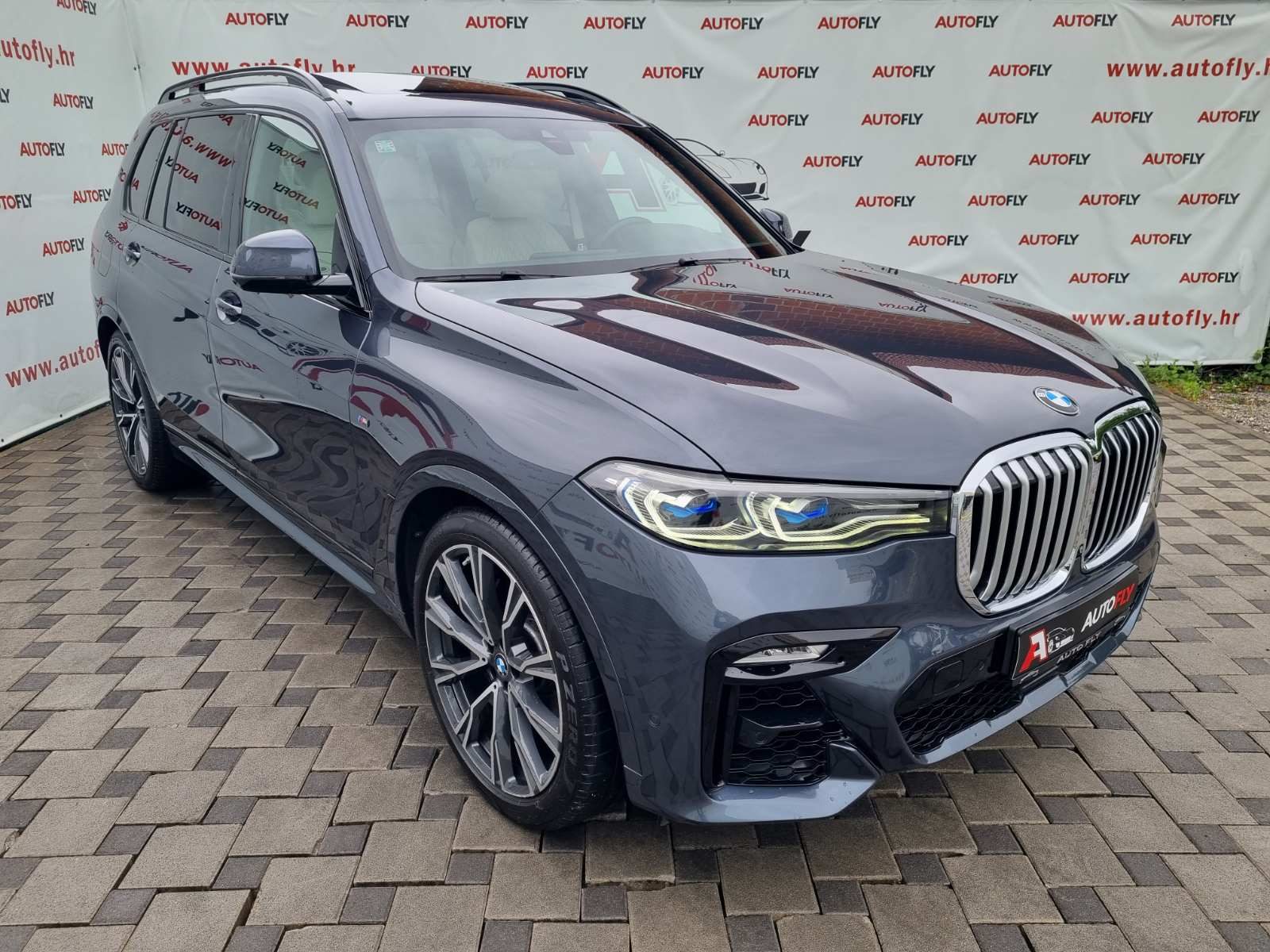 2020 BMW X7 — fotografija 10