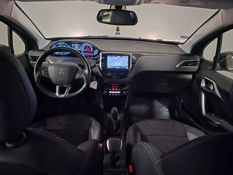 2017 Peugeot 2008 — sličica 10