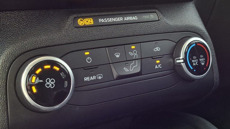 2022 Ford Focus — fotografija 13